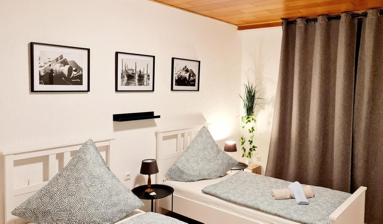 Elena Flat Sonnenblumen Duisburg Zentrum Экстерьер фото