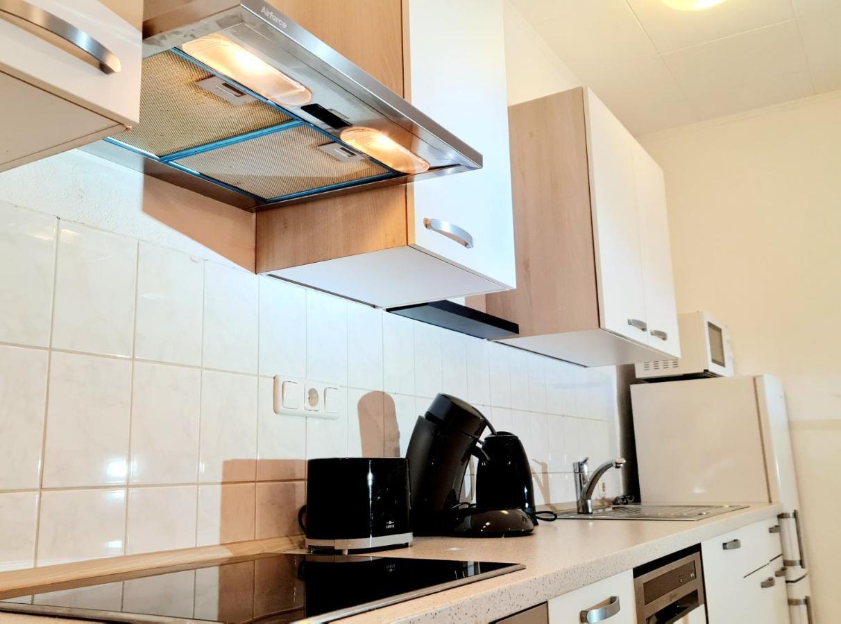 Elena Flat Sonnenblumen Duisburg Zentrum Экстерьер фото