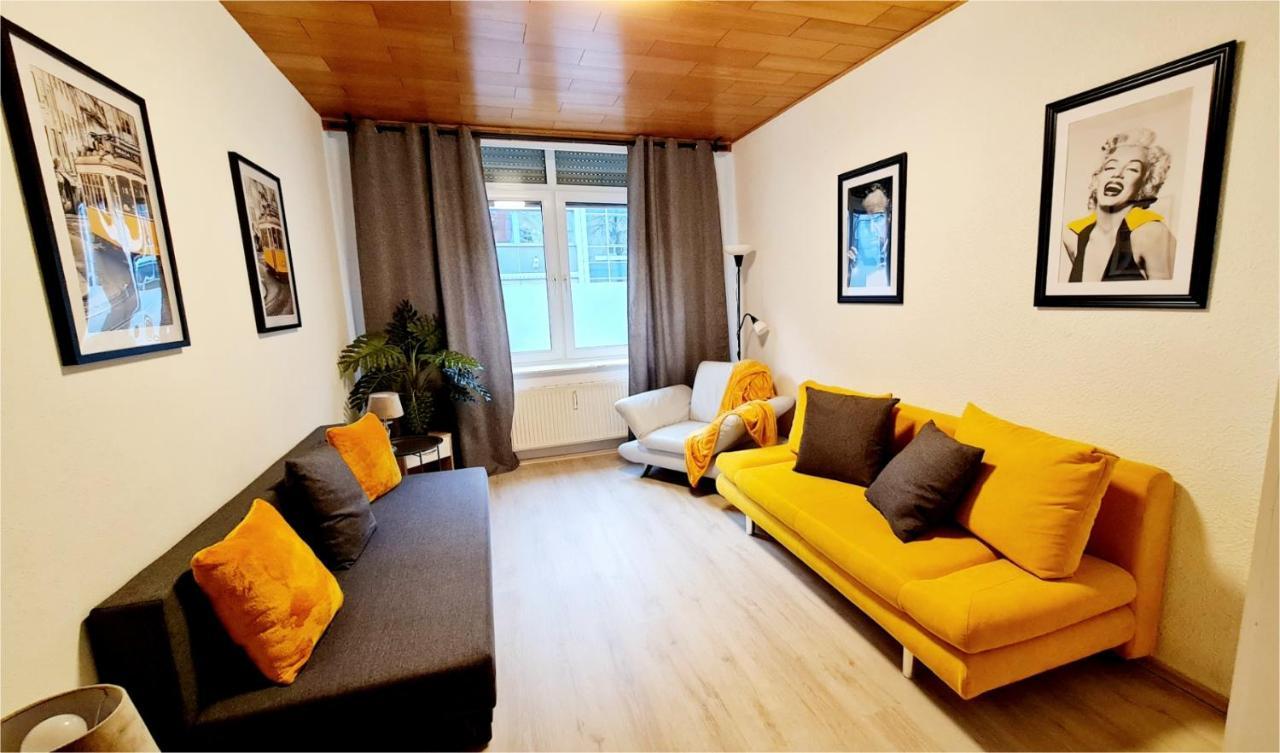 Elena Flat Sonnenblumen Duisburg Zentrum Экстерьер фото