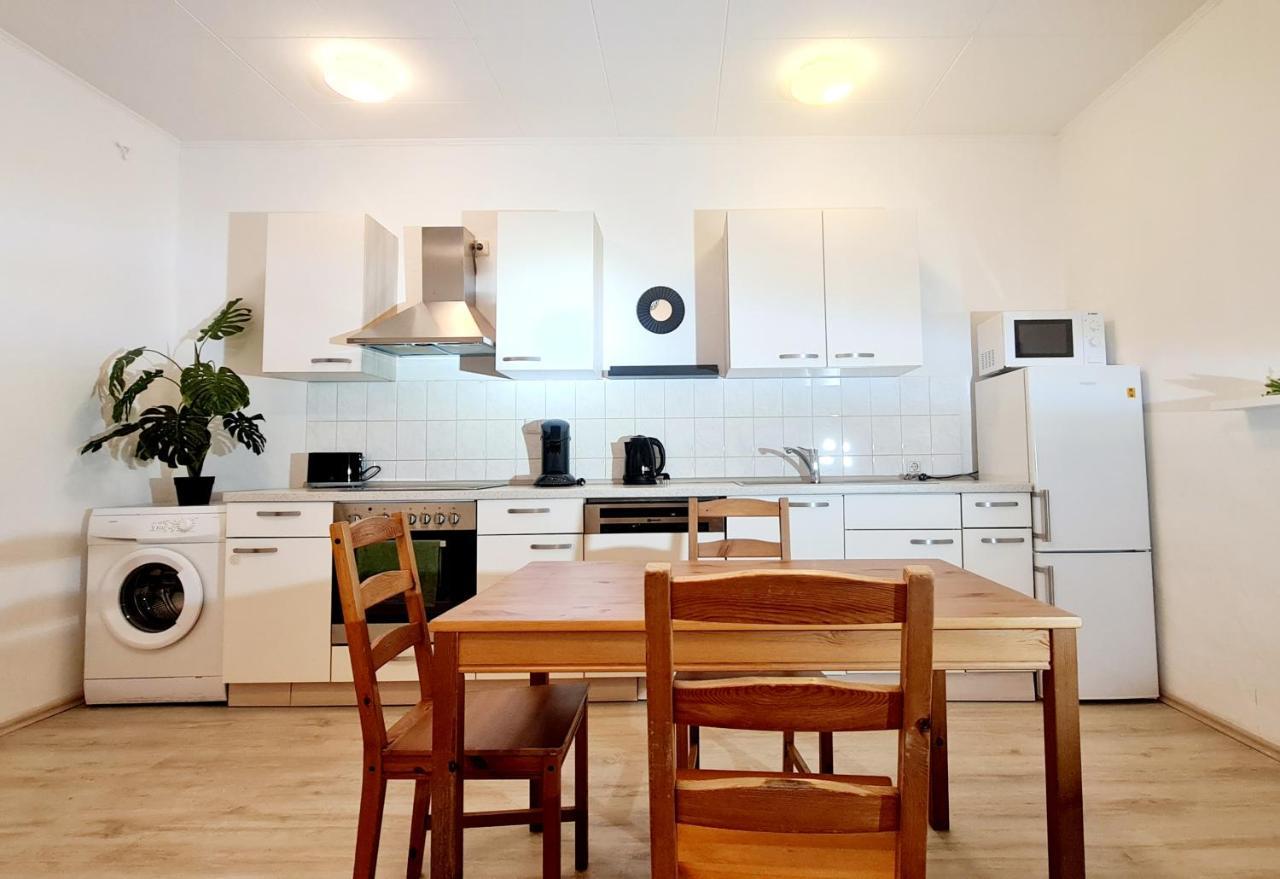 Elena Flat Sonnenblumen Duisburg Zentrum Экстерьер фото